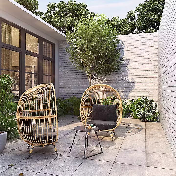 outdoor deco~9a1e5cee04c7370af2a78edaeecc4ff4b17e0d2a